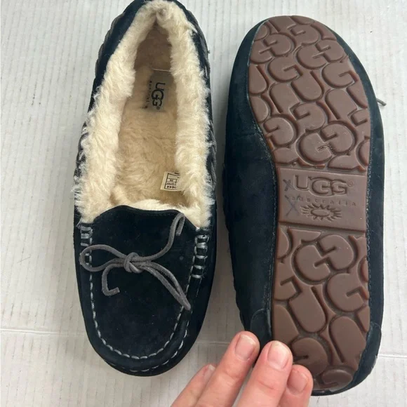 UGG Women SZ 9 TATE 10164 Black Suede Wool Lined Slip On Moccasin Slipper Shoe - Picture 7 of 12